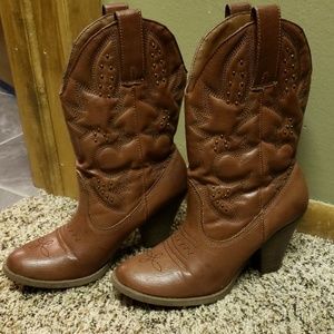 Like New Cowgirl Boots